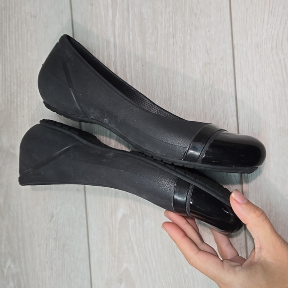 Crocs Women Rubber Loafer Slip on cap toe  shoes sz 7 - Picture 8 of 10